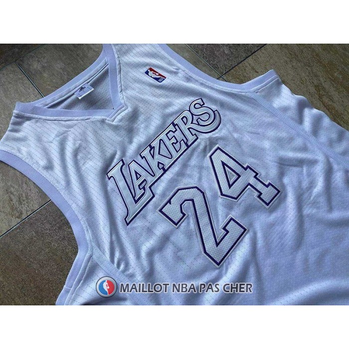 Maillotlos Angeles Lakers Kobe Bryant No 24 Christmas Day Blanc